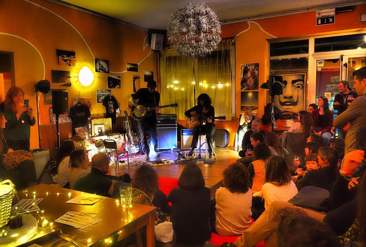 Sunflower Beach Backpacker Hostel & Bar Rimini Dış mekan fotoğraf