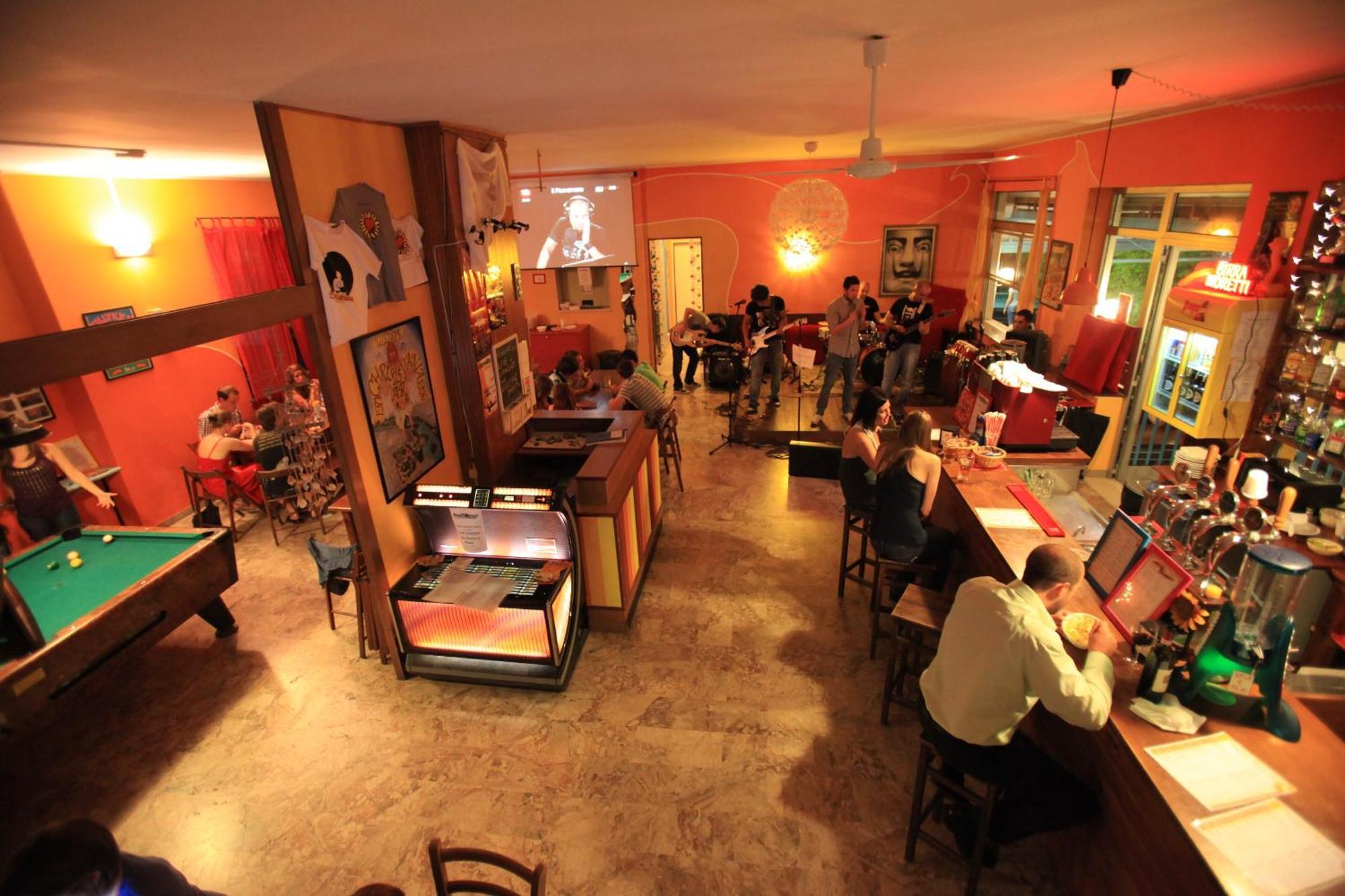 Sunflower Beach Backpacker Hostel & Bar Rimini Dış mekan fotoğraf