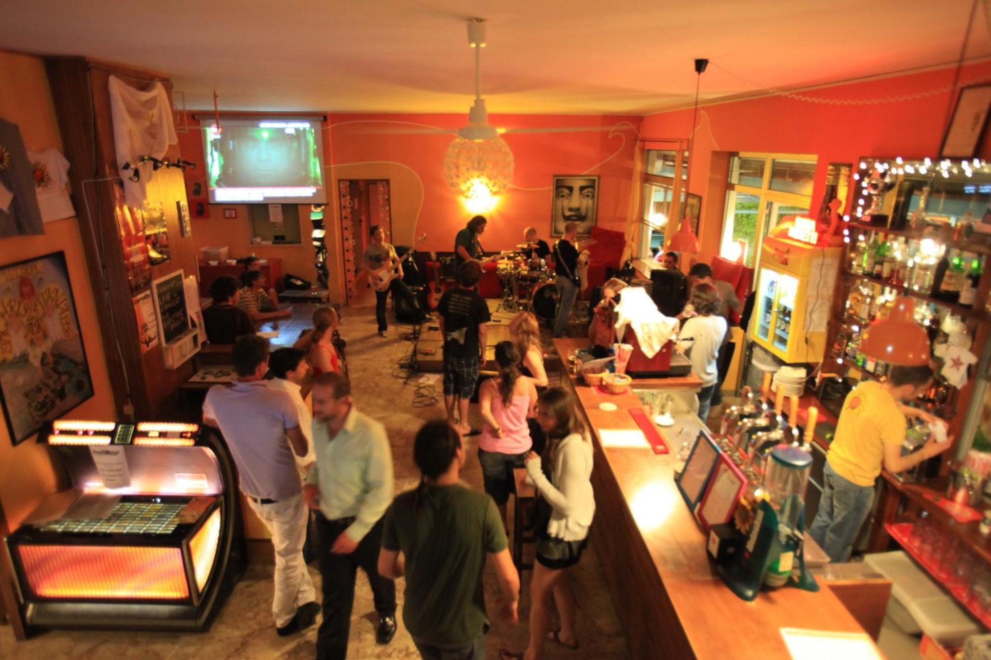 Sunflower Beach Backpacker Hostel & Bar Rimini Dış mekan fotoğraf