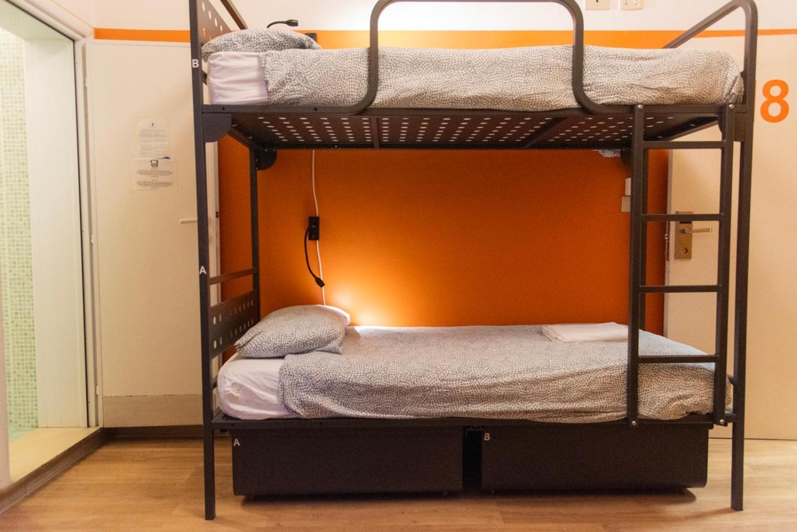 Sunflower Beach Backpacker Hostel & Bar Rimini Dış mekan fotoğraf
