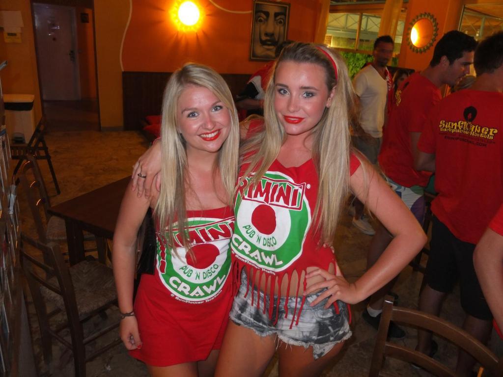 Sunflower Beach Backpacker Hostel & Bar Rimini Dış mekan fotoğraf