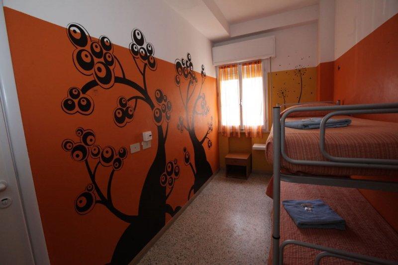 Sunflower Beach Backpacker Hostel & Bar Rimini Dış mekan fotoğraf