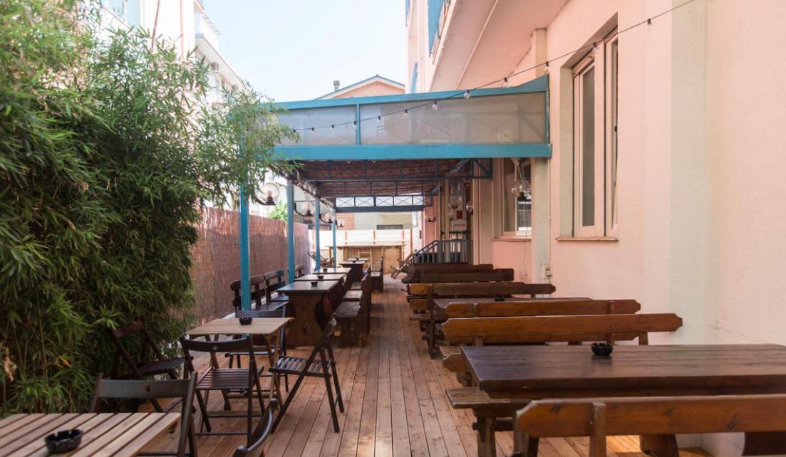 Sunflower Beach Backpacker Hostel & Bar Rimini Dış mekan fotoğraf